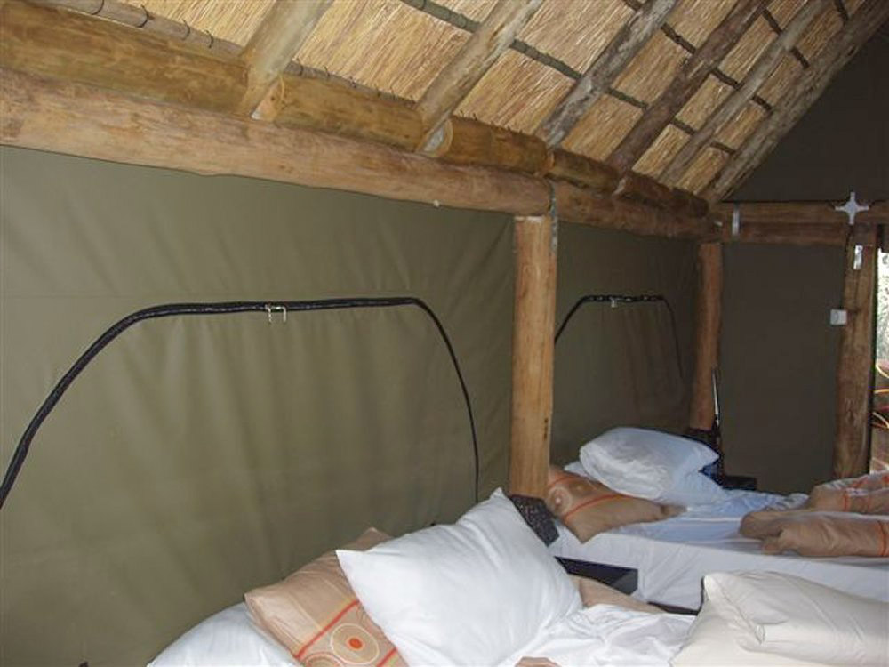 m_sport-cushions-pringle-bush-camp-009
